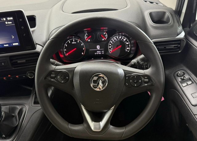 2020 VAUXHALL COMBO - Photo 10