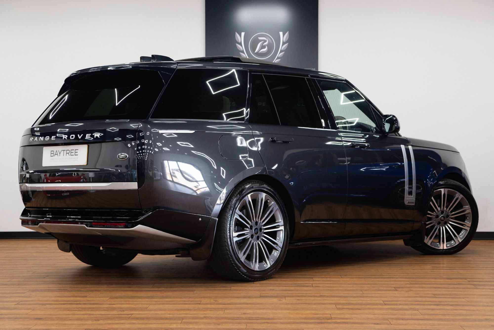 USED 2022 22 LAND ROVER RANGE ROVER 3.0 D350 MHEV Autobiography SUV 