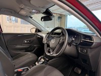 USED 2022 22 VAUXHALL CORSA-E 50kWh Elite Premium Hatchback 5dr Electric Auto (136 ps)+1 OWNER+2 KEYS+HISTORY+ALLOYS+HALF LEATHER SEATS+MEDIA+APPS+BLUETOOTH+USB+AUX+ 2 KEYS+1 OWNER FROM NEW+CABLE+PREMIUM PAINT+HALF LEATHER SEATS+PRIVACY+BLUETOOTH+MEDIA+NAV+USB+AUX+DAB+ALLOYS+CRUISE+CLIMATE+PARK SENSORS+HEATED FRONT SEATS+CAM+HPI CLEAR
