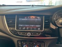 USED 2018 18 VAUXHALL MOKKA X 1.4i Turbo Elite Nav SUV 5dr Petrol Auto Euro 6 (140 ps)+1 FORMER KEEPER+FSH+2 KEYS+LEATHER SEATS+MEDIA+APPS+BLUETOOTH+NAVIGATION+ 2 KEYS+1 FORMER KEEPER+CLIMATE+FSH 6 STAMPS+PARKING SENSORS+MEDIA+BLUETOOTH+NAV+PRIVACY+ALLOYS+CRUISE+HEATED FRONT SEATS+HPI CLEAR