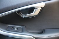 USED 2017 67 VOLVO V40 2.0 D3 Inscription Hatchback 5dr Diesel Manual Euro 6 (s/s) (150 ps) 