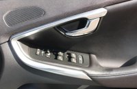 USED 2017 67 VOLVO V40 2.0 D3 Inscription Hatchback 5dr Diesel Manual Euro 6 (s/s) (150 ps) 