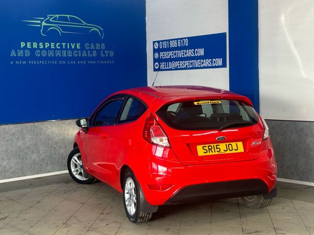 2015 FORD FIESTA - Photo 5