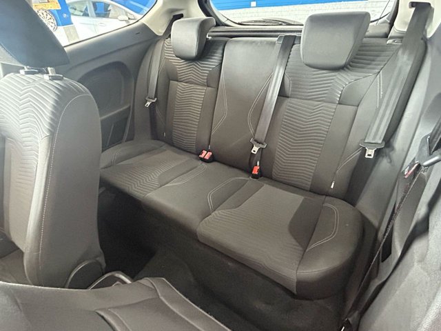 2015 FORD FIESTA - Photo 12