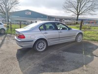 USED 2000 X BMW 3 SERIES 3.0 330i SE Saloon 4dr Petrol Automatic (230 g/km, 231 bhp) 