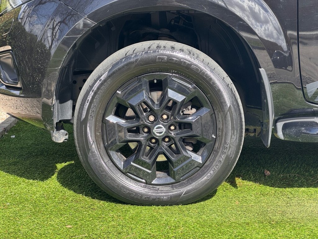 USED 2021 21 NISSAN NAVARA 2.3 dCi N-Guard Pickup Double Cab 4dr Diesel Auto 4WD Euro 6 (190 ps) 360 CAM, SUNROOF, TOWBAR, CARPLAY