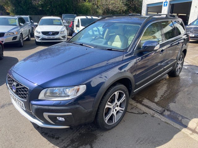 2015 64 Volvo Xc70 2.4 D5 SE Lux Estate 5dr Diesel Geartronic AWD Euro 5 (215 ps)