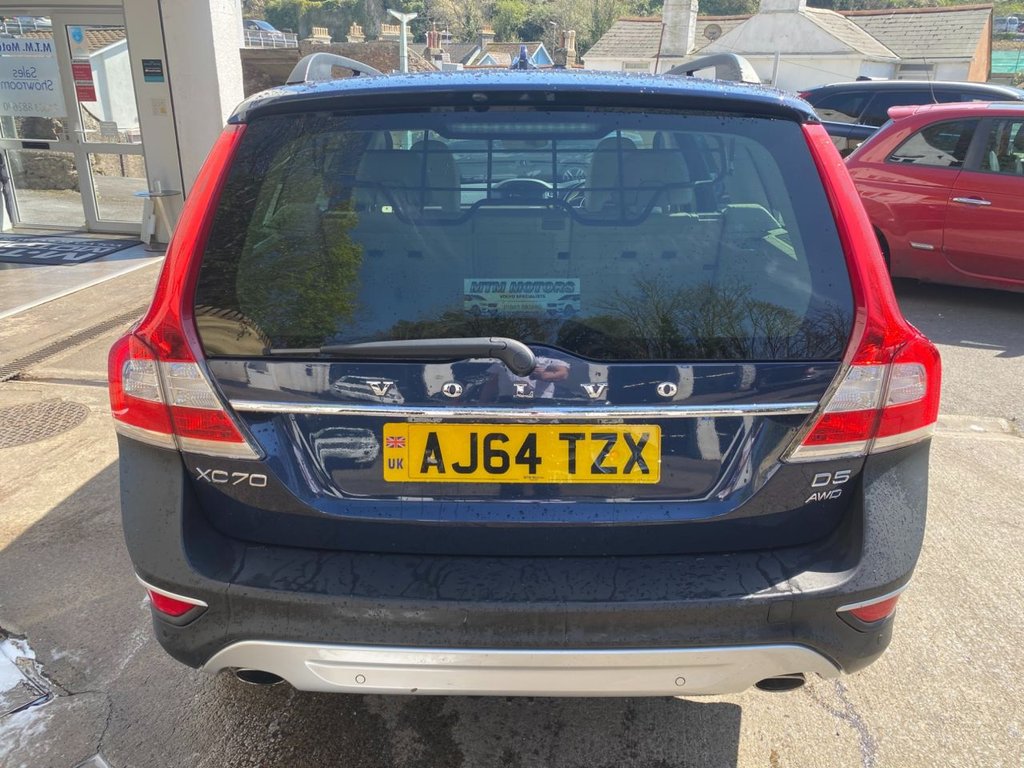 USED 2015 64 VOLVO XC70 2.4 D5 SE Lux Estate 5dr Diesel Geartronic AWD Euro 5 (215 ps) DAB SAT NAV WINTER PACK