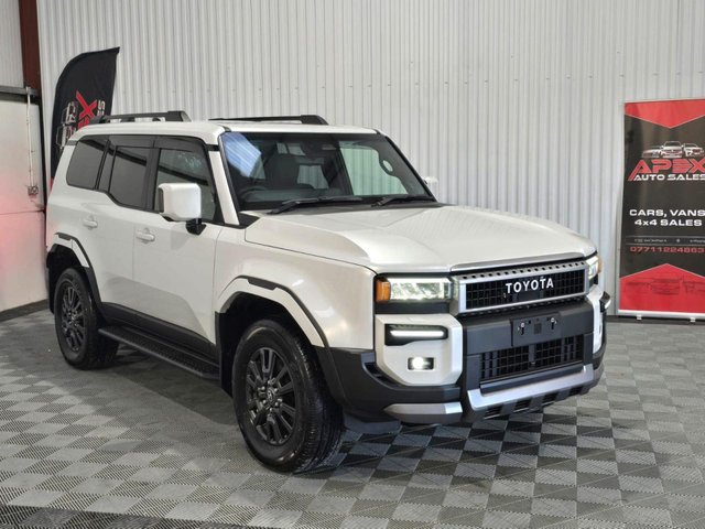 View our Toyota Landcruiser range