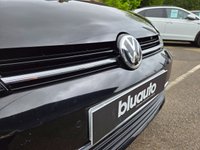 USED 2017 67 VOLKSWAGEN GOLF 1.4 TSI BlueMotion Tech SE Nav Hatchback 5dr Petrol DSG Euro 6 (s/s) (125 ps) Front & rear sensors with visual display, 16" alloys, heated and folding wingmirrors, auto lights and wipers, a flat bottomed 3 spoke multifunction steering wheel, adaptive cruise control, auto hold handbrake drive mode select, bluetooth and bluetooth audio, DAB radio, USB charging port, climate control, keyless entry