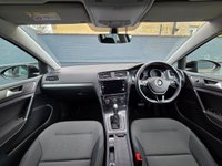 USED 2017 67 VOLKSWAGEN GOLF 1.4 TSI BlueMotion Tech SE Nav Hatchback 5dr Petrol DSG Euro 6 (s/s) (125 ps) Front & rear sensors with visual display, 16" alloys, heated and folding wingmirrors, auto lights and wipers, a flat bottomed 3 spoke multifunction steering wheel, adaptive cruise control, auto hold handbrake drive mode select, bluetooth and bluetooth audio, DAB radio, USB charging port, climate control, keyless entry