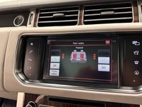 USED 2017 17 LAND ROVER RANGE ROVER 3.0 TD V6 Vogue SE SUV 5dr Diesel Auto 4WD Euro 6 (s/s) (258 ps) 58571 Miles, Hosting a generous specification, Gesture tailgate, Meridian surround sound system, front console cooler,