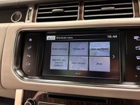 USED 2017 17 LAND ROVER RANGE ROVER 3.0 TD V6 Vogue SE SUV 5dr Diesel Auto 4WD Euro 6 (s/s) (258 ps) 58571 Miles, Hosting a generous specification, Gesture tailgate, Meridian surround sound system, front console cooler,