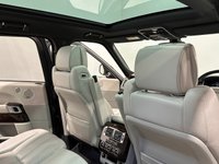 USED 2017 17 LAND ROVER RANGE ROVER 3.0 TD V6 Vogue SE SUV 5dr Diesel Auto 4WD Euro 6 (s/s) (258 ps) 58571 Miles, Hosting a generous specification, Gesture tailgate, Meridian surround sound system, front console cooler,