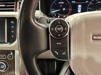 USED 2017 17 LAND ROVER RANGE ROVER 3.0 TD V6 Vogue SE SUV 5dr Diesel Auto 4WD Euro 6 (s/s) (258 ps) 58571 Miles, Hosting a generous specification, Gesture tailgate, Meridian surround sound system, front console cooler,