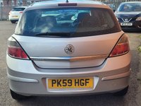 USED 2009 59 VAUXHALL ASTRA 1.4i 16v Club Hatchback 5dr Petrol Manual (151 g/km, 89 bhp) LOW MILES - LONG MOT