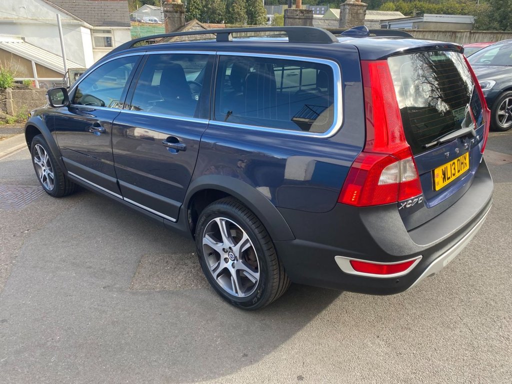 USED 2013 13 VOLVO XC70 2.4 D5 SE Lux Estate 5dr Diesel Geartronic AWD Euro 5 (215 ps) 2 OWNER CAR WINTER PK DAB REAR PARK