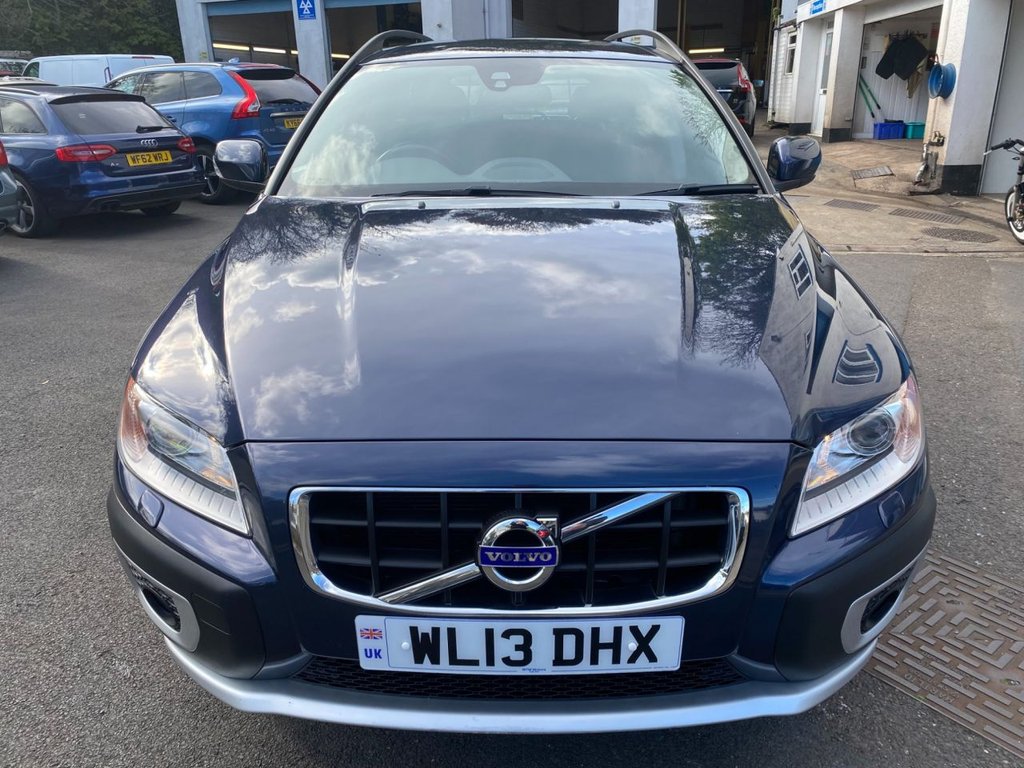 USED 2013 13 VOLVO XC70 2.4 D5 SE Lux Estate 5dr Diesel Geartronic AWD Euro 5 (215 ps) 2 OWNER CAR WINTER PK DAB REAR PARK