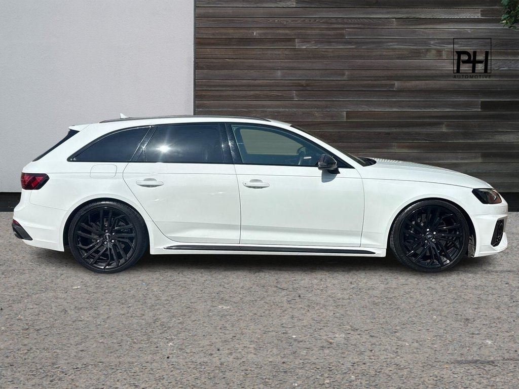 USED 2020 70 AUDI RS4 AVANT 2.9 TFSI V6 Carbon Black Estate 5dr Petrol Tiptronic quattro Euro 6 (s/s) (450 ps) COMFORT & SOUND|1 YR WARRANTY