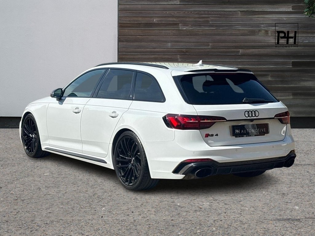 USED 2020 70 AUDI RS4 AVANT 2.9 TFSI V6 Carbon Black Estate 5dr Petrol Tiptronic quattro Euro 6 (s/s) (450 ps) COMFORT & SOUND|1 YR WARRANTY