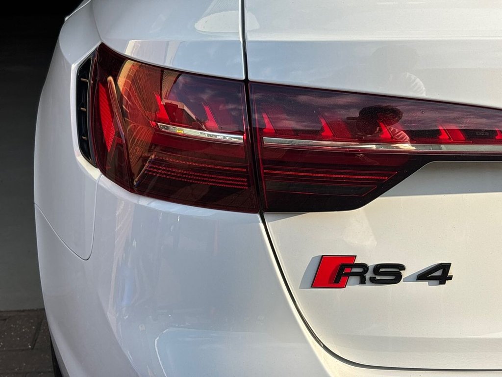 USED 2020 70 AUDI RS4 AVANT 2.9 TFSI V6 Carbon Black Estate 5dr Petrol Tiptronic quattro Euro 6 (s/s) (450 ps) COMFORT & SOUND|1 YR WARRANTY
