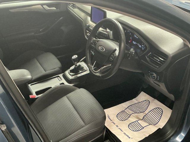 2019 FORD FOCUS - Photo 8