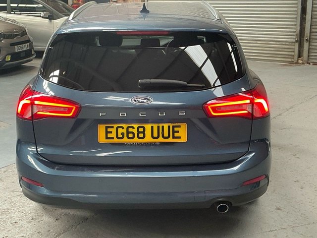 2019 FORD FOCUS - Photo 4