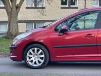 USED 2007 56 PEUGEOT 207 1.6 HDi SE Hatchback 5dr Diesel Manual (126 g/km, 110 bhp) 