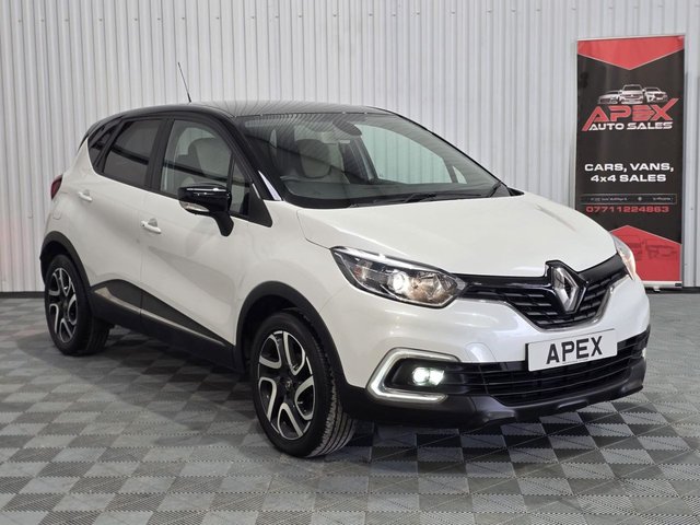 View our Renault Captur 
