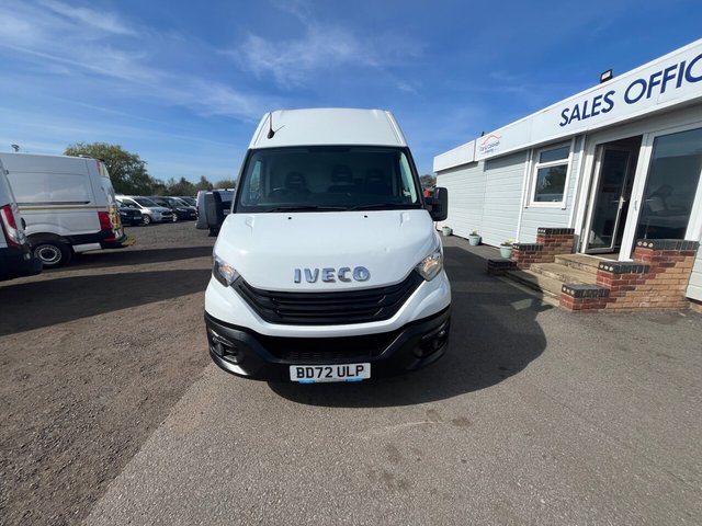 View our IVECO DAILY