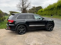 USED 2013 62 JEEP GRAND CHEROKEE 3.0 V6 CRD Overland SUV 5dr Diesel Auto 4WD Euro 5 (237 bhp) METALLIC BLACK+BLACK HEATED LEATHER