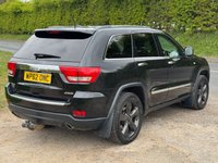 USED 2013 62 JEEP GRAND CHEROKEE 3.0 V6 CRD Overland SUV 5dr Diesel Auto 4WD Euro 5 (237 bhp) METALLIC BLACK+BLACK HEATED LEATHER