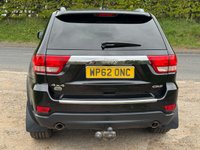 USED 2013 62 JEEP GRAND CHEROKEE 3.0 V6 CRD Overland SUV 5dr Diesel Auto 4WD Euro 5 (237 bhp) METALLIC BLACK+BLACK HEATED LEATHER