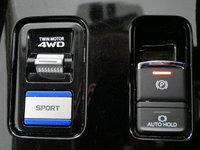 USED 2020 70 MITSUBISHI OUTLANDER 2.4 PHEV REFLEX PLUS COMMERCIAL 4WD AUTOMATIC  1 OWNER | PLUG IN HYBRID |  AUTOMATIC