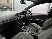 USED 2019 69 VOLKSWAGEN GOLF 2.0 TDI R-Line Hatchback 5dr Diesel DSG Euro 6 (s/s) (150 ps) Full service history
