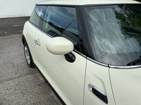 USED 2021 21 MINI HATCH 1.5 One Classic Hatchback 3dr Petrol Manual Euro 6 (s/s) (102 ps) 1 FORMER KEEPER * LOW MILEAGE * FULL SERVICE HISTORY