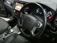 USED 2021 21 MITSUBISHI OUTLANDER 2.4h TwinMotor 13.8kWh Dynamic SUV 5dr Petrol Plug-in Hybrid CVT 4WD Euro 6 (s/s) (224 ps) 4WD APP SAT NAV ANDROID APPLE CARPLAY LEATHER HEATED SEATS REAR VIEW CAMERA 1 OWNER EXCELLENT SERVICE HISTORY MITSUBISHI WARRANTY TILL MARCH 2026