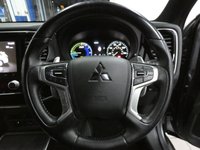 USED 2021 21 MITSUBISHI OUTLANDER 2.4h TwinMotor 13.8kWh Dynamic SUV 5dr Petrol Plug-in Hybrid CVT 4WD Euro 6 (s/s) (224 ps) 4WD APP SAT NAV ANDROID APPLE CARPLAY LEATHER HEATED SEATS REAR VIEW CAMERA 1 OWNER EXCELLENT SERVICE HISTORY MITSUBISHI WARRANTY TILL MARCH 2026