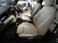 USED 2022 22 MINI Electric Hatch Cooper SE 32.6kWh Level 3 Hatchback 3dr Electric Auto (184 ps) MASSIVE SPEC SAT NAV PANORAMIC SUNROOF REAR VIEW CAMERA LEATHER HEATED SEATS HARMAN KARDON SOUND 1 OWNER SERVICE WARRANTY