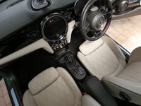 USED 2022 22 MINI Electric Hatch Cooper SE 32.6kWh Level 3 Hatchback 3dr Electric Auto (184 ps) MASSIVE SPEC SAT NAV PANORAMIC SUNROOF REAR VIEW CAMERA LEATHER HEATED SEATS HARMAN KARDON SOUND 1 OWNER SERVICE WARRANTY