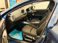 USED 2018 18 MAZDA MAZDA3 2.0 SKYACTIV-G SE-L Navigation Hatchback 5 Door Petrol Manual Euro 6 (s/s) (121 ps) 1 PRIVATE OWNER FROM NEW
