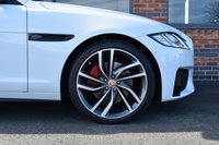 USED 2016 66 JAGUAR XF 3.0 V6 S Saloon 4dr Petrol Auto Euro 6 (s/s) (380 ps) PAN ROOF / COOLED SEATS / HUD