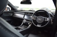 USED 2016 66 JAGUAR XF 3.0 V6 S Saloon 4dr Petrol Auto Euro 6 (s/s) (380 ps) PAN ROOF / COOLED SEATS / HUD