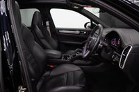 USED 2022 J PORSCHE CAYENNE 3.0T V6 Platinum Edition 