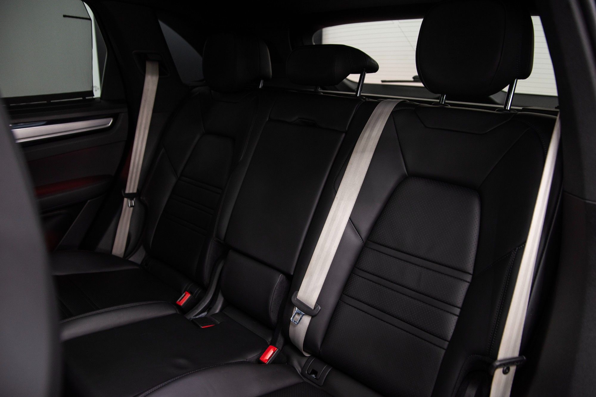 USED 2022 J PORSCHE CAYENNE 3.0T V6 Platinum Edition 
