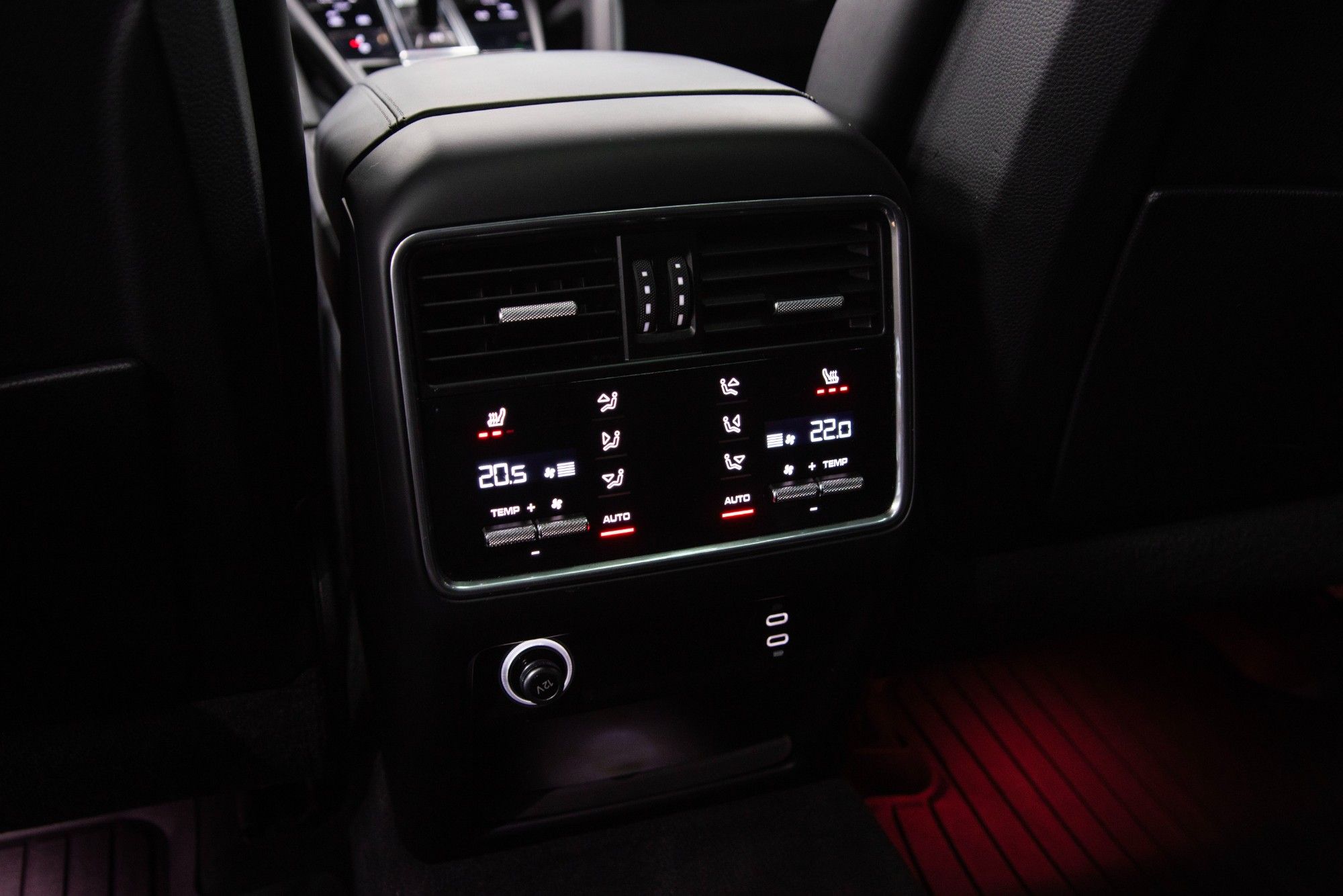 USED 2022 J PORSCHE CAYENNE 3.0T V6 Platinum Edition 