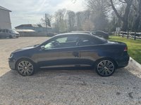 USED 2014 64 VOLKSWAGEN EOS 2.0 TDI BlueMotion Tech Exclusive Cabriolet 2dr Diesel DSG Euro 5 (s/s) (140 ps) RARE EXLUSIVE PACK FSH 2 KEYS