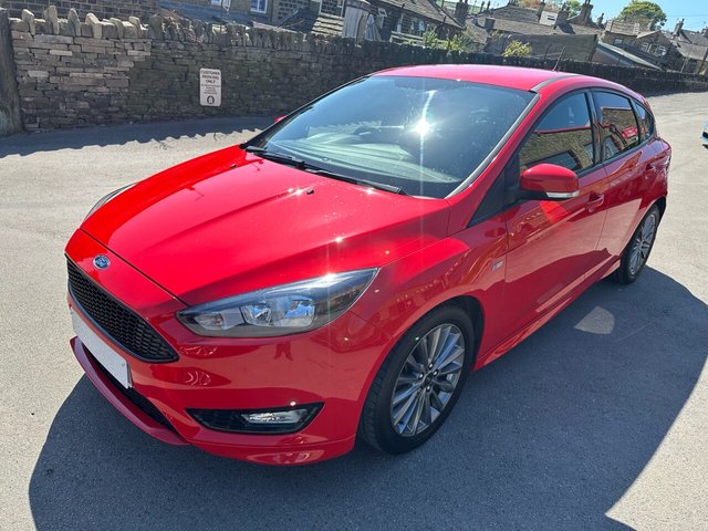 2018 FORD, FOCUS - Photo 4