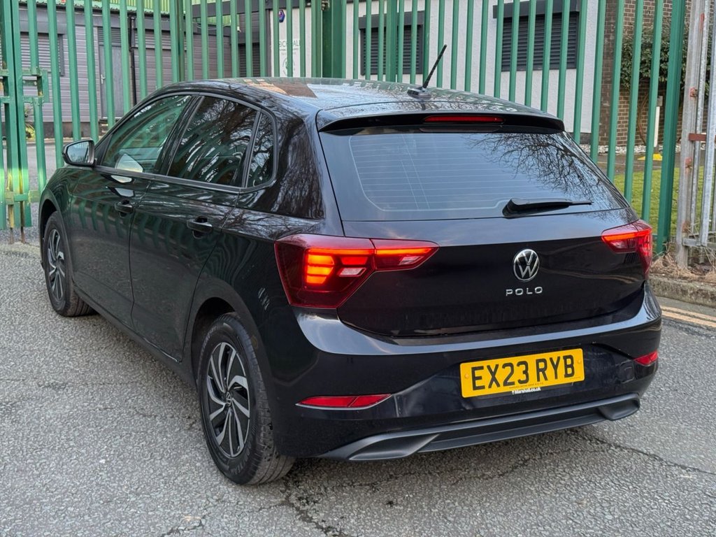 USED 2023 23 VOLKSWAGEN POLO 1.0 TSI Life Hatchback 5dr Petrol DSG Euro 6 (s/s) (95 ps) 