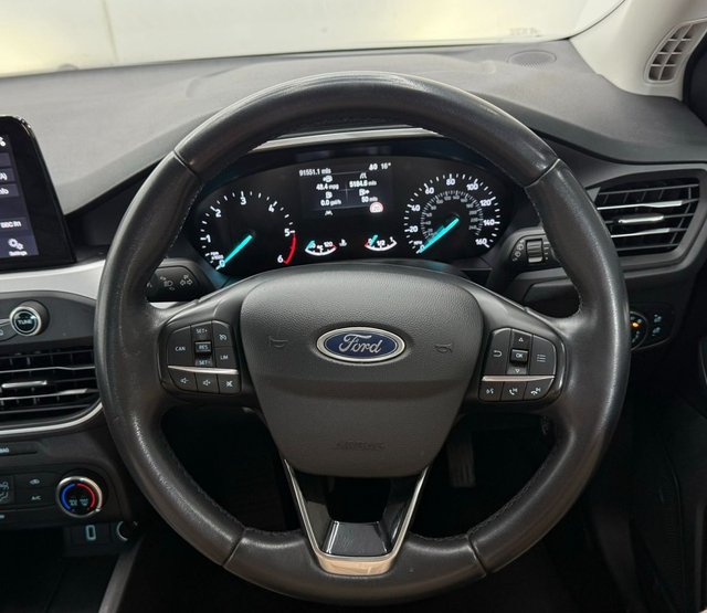 2020 FORD FOCUS - Photo 10